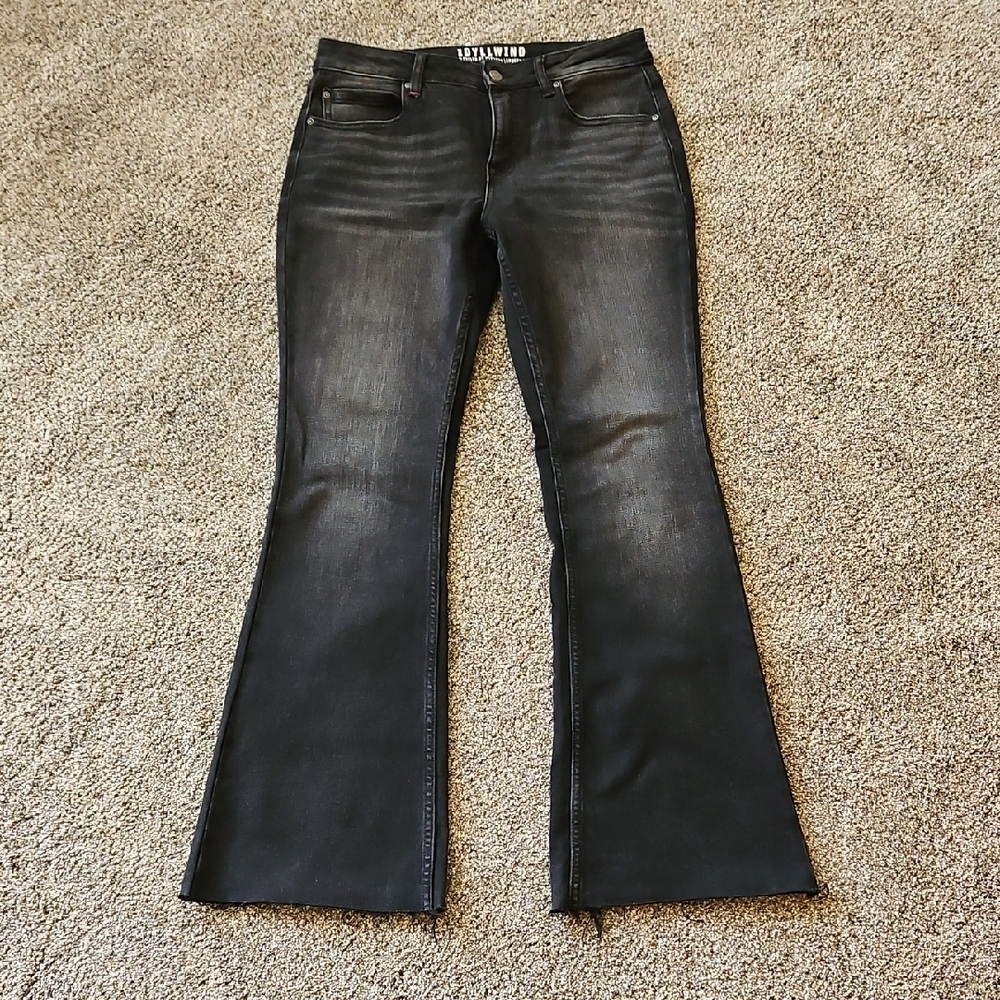 Idyllwind Women's Shadow Lane Mid Rise Debbie Stretch Bootcut Jean